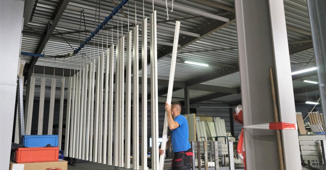 railtechniek_andusta_overhead_conveyor_1